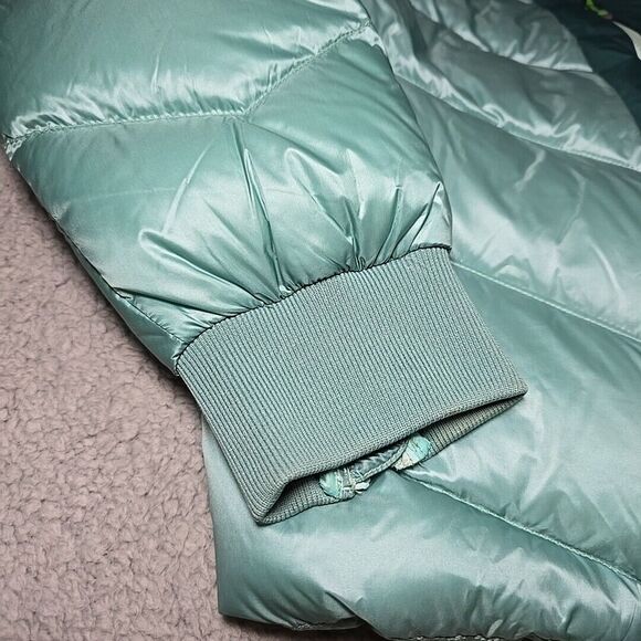 STIO Women's Puffer Jacket - Picture 8 of 13